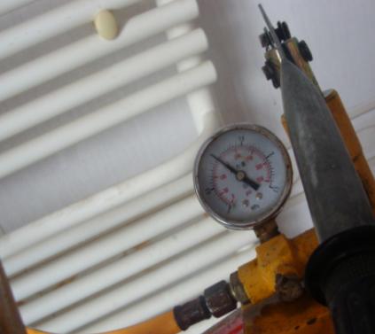 家用暖氣片施工完后如何驗(yàn)收?照著這幾點(diǎn),包你溫暖過冬